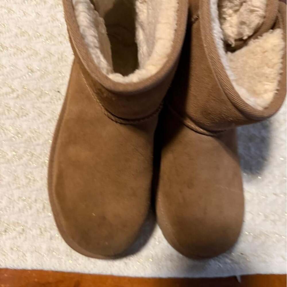 UGG Classic Mini Button Boots Size 4 Chestnut Brown Suede
